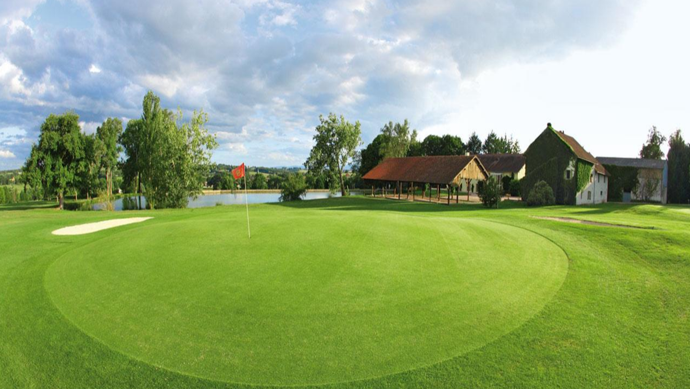 Ags Ass. Golfique de saint Sebastien sur Loire - Club house et installations