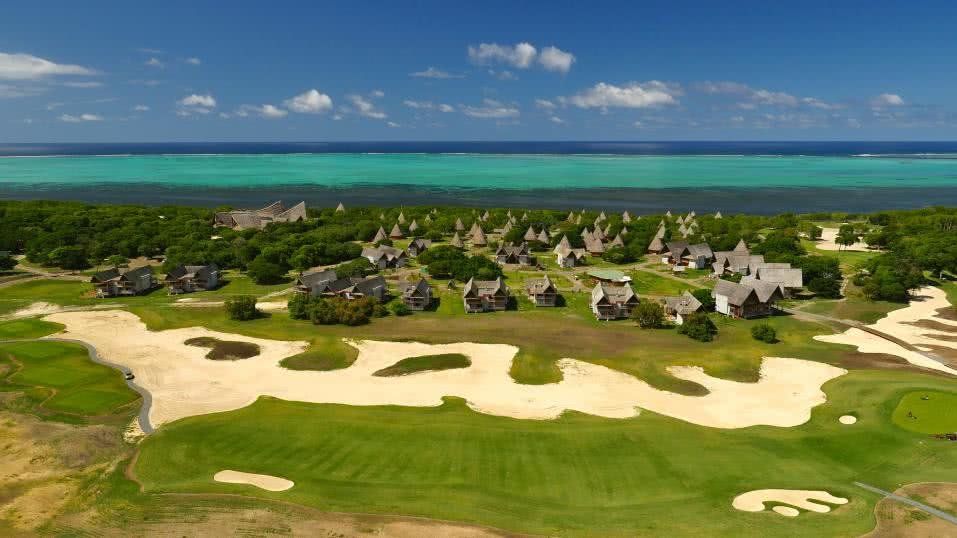 UGolf Deva - Fairway et green du parcours