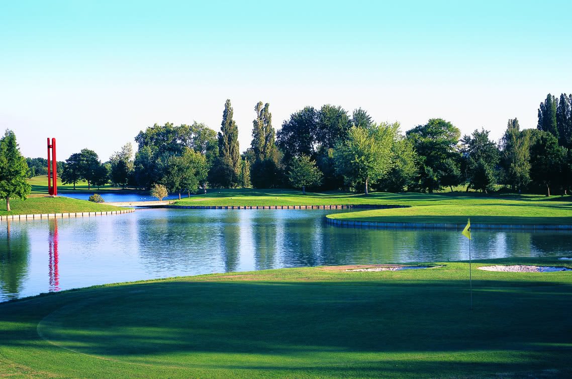 UGolf Château de Cély - Fairway et green du parcours