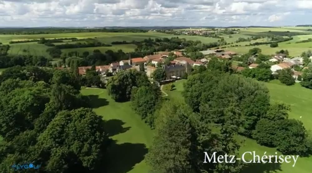 Golf UGolf Château de Metz Cherisey à Chérisey