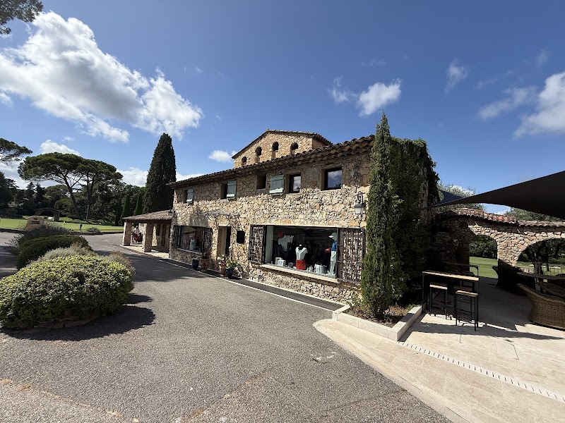 Golf Cannes-Mougins - Fairway et green du parcours