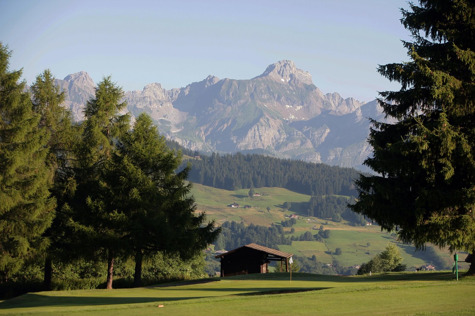 Golf Club du Mont d’Arbois - Fairway et green du parcours
