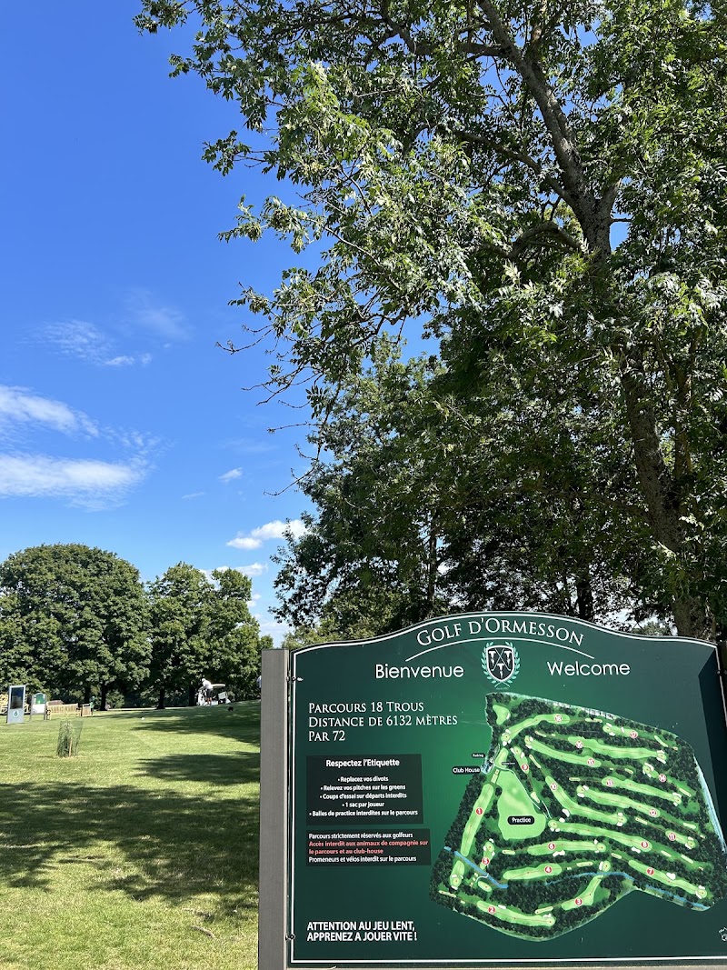 Golf d'Ormesson - Club house et installations