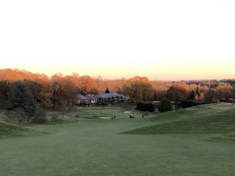 Golf de Forges-les-Bains - Fairway et green du parcours