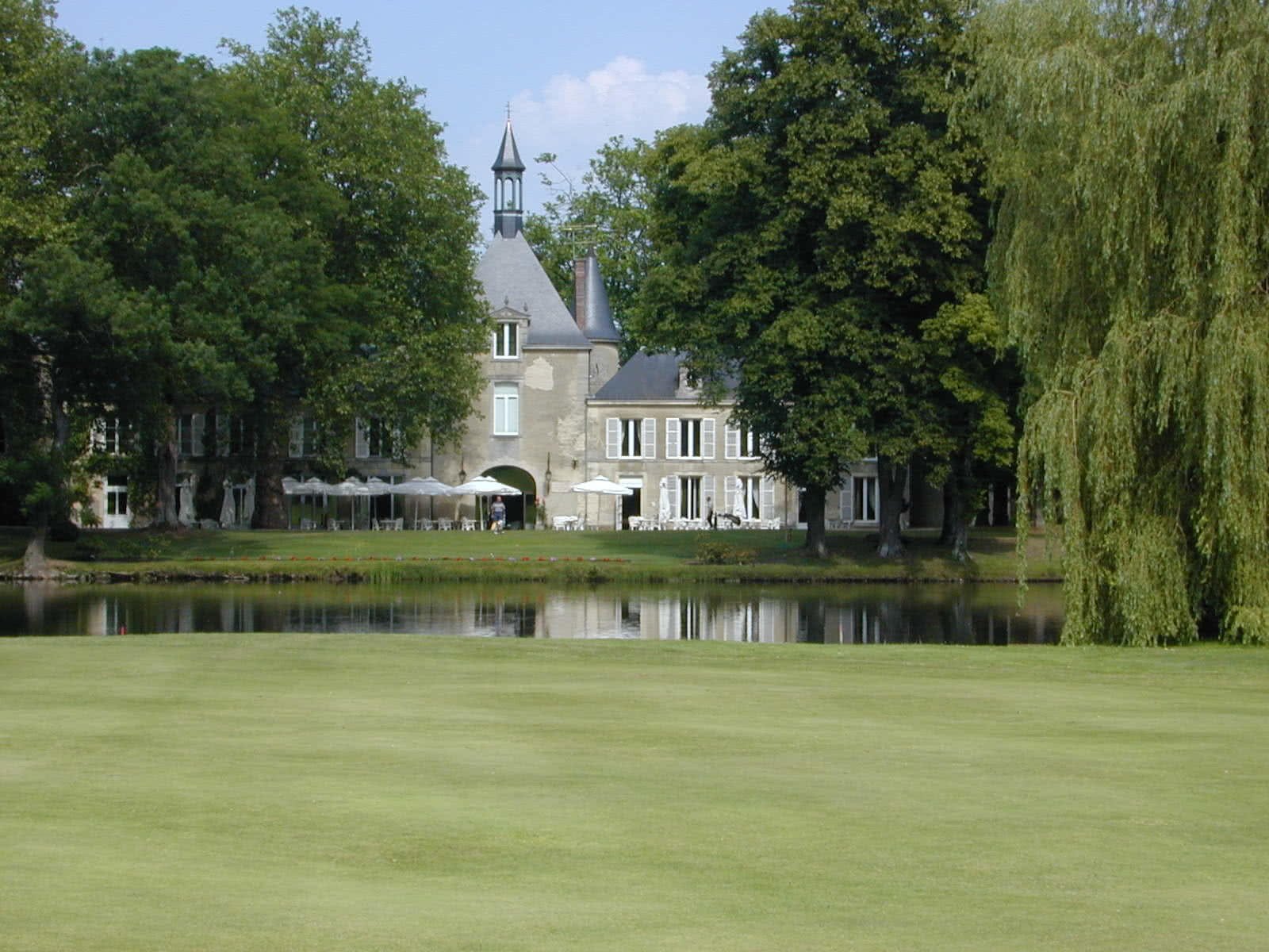 Golf de Reims Gueux - Fairway et green du parcours