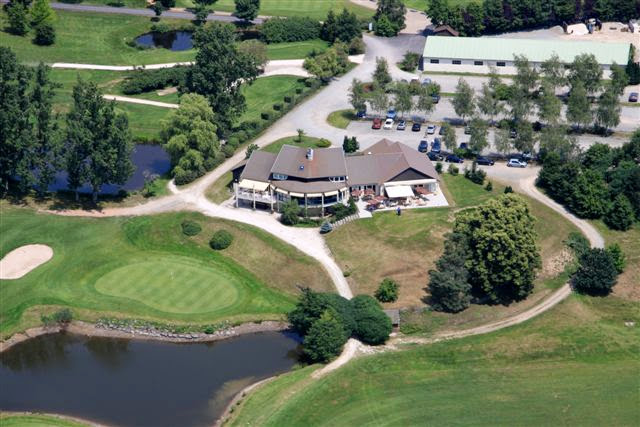 Golf de Rougemont-le-Château - Club house et installations