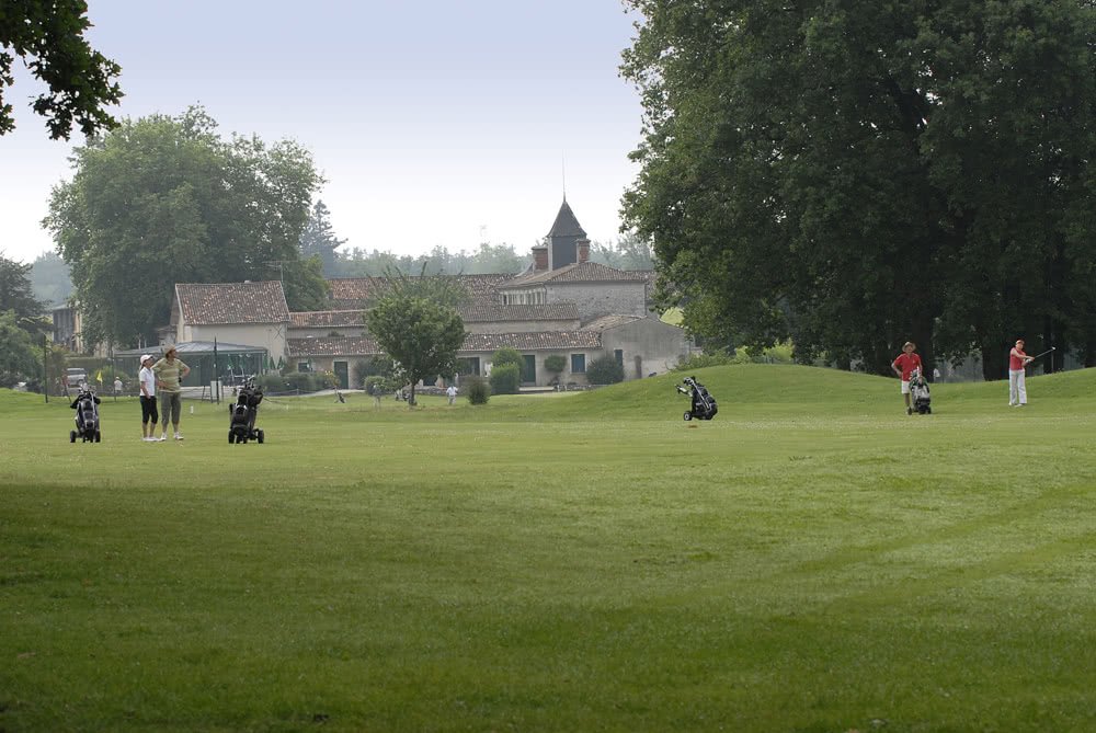 Golf Golf de Saintes Louis Rouyer Guillet à Fontcouverte