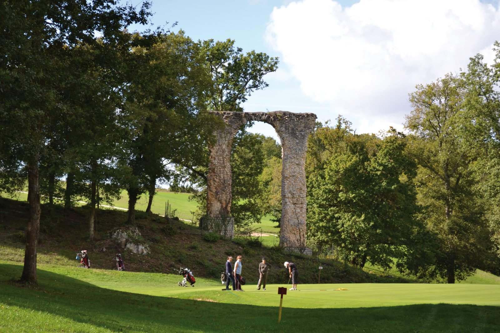 Golf de Saintes Louis Rouyer Guillet - Fairway et green du parcours