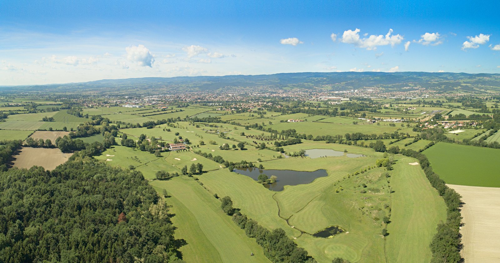 Golf de Savigneux les Étangs - Fairway et green du parcours