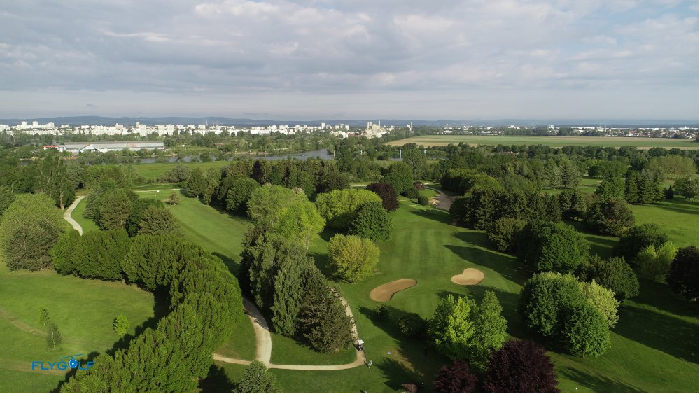 Golf Golf Public de Chalon sur Saone la Roseraie à Châtenoy-en-Bresse