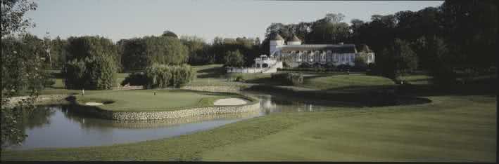 Paris International Golf Club - Fairway et green du parcours