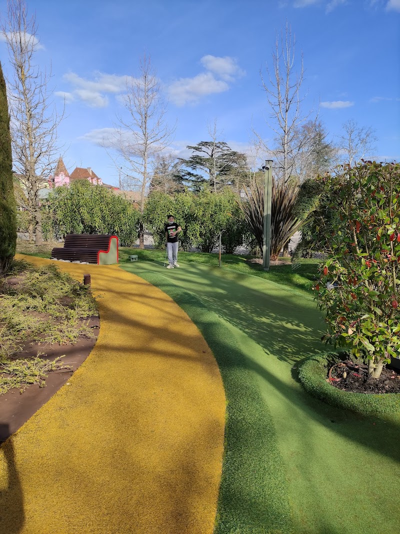 Mini-golf Fantasia mini golf à Saint-Sylvestre-sur-Lot