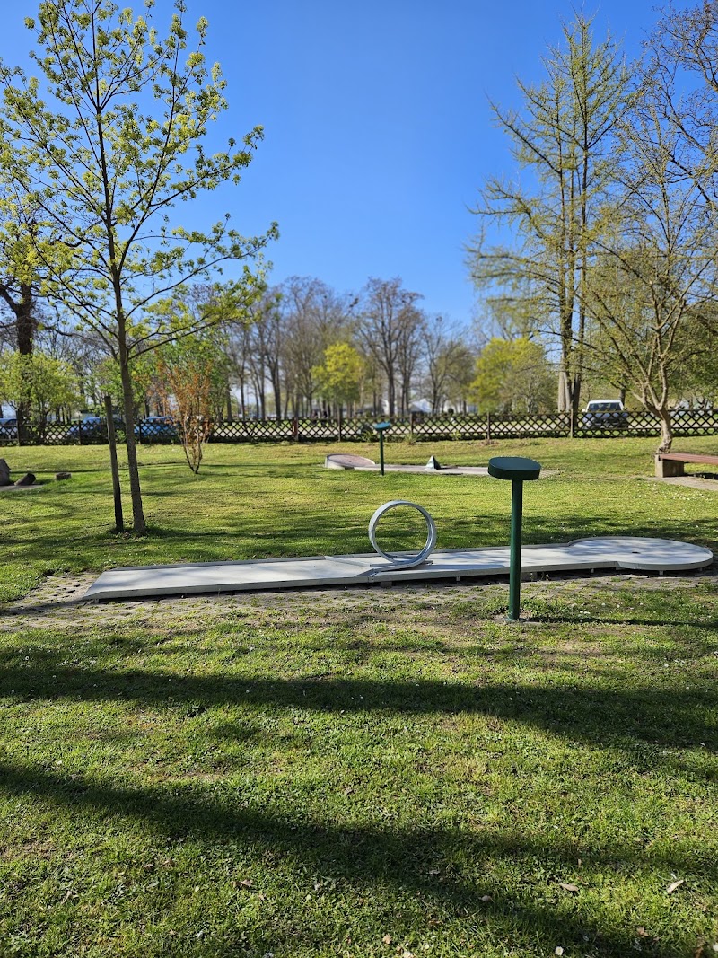 Freizeitanlage Minigolf & Parkgastronomie Breisach à Breisach am Rhein - photo 2