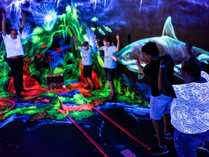 Mini-golf funXperience Kassel | LaserSports, NeonGolf, Cube Challenges, Pixel Games à Kassel