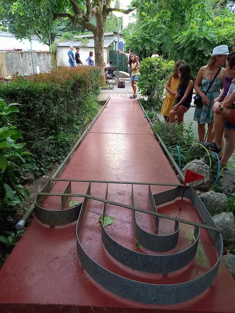 Mini-golf Golf Miniature Impérial et station vélo/roller à Annecy