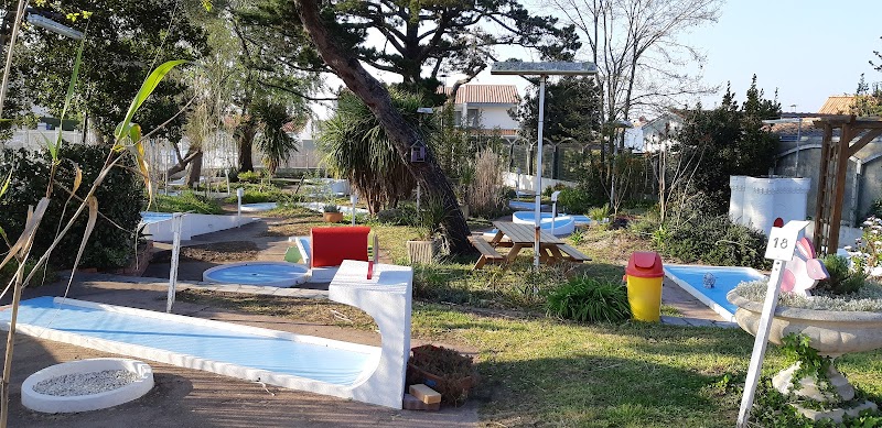 Mini-golf Mini-golf Brétignolles Sur Mer à Bretignolles-sur-Mer