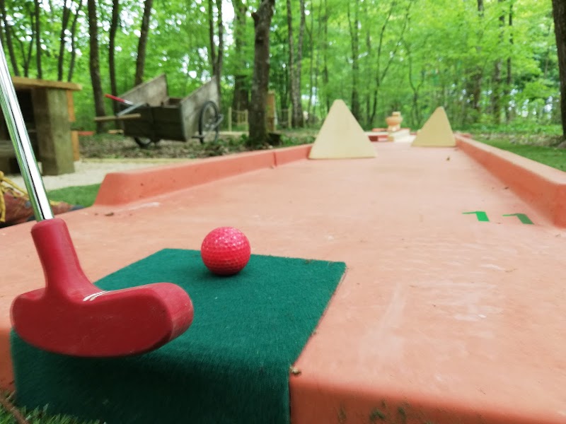 Mini-golf Mini-Golf de la Forêt de Givry à Givry