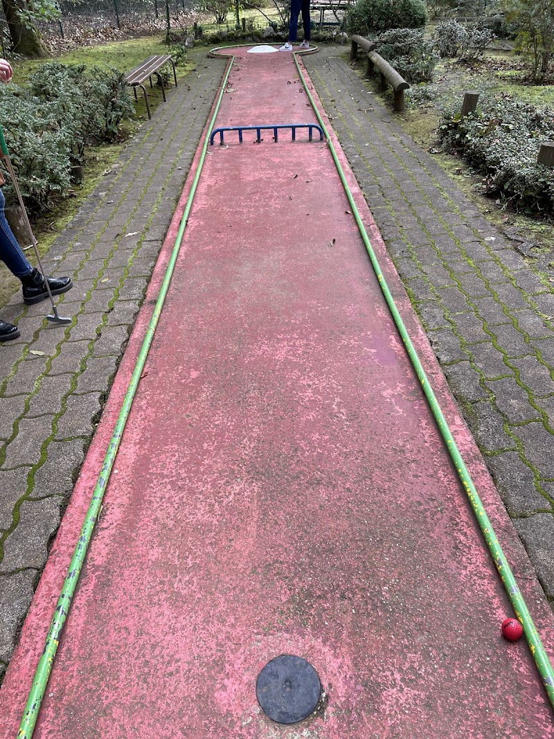 Mini-golf Mini-Golf de la Forêt de Haye - NANCY à Bois-de-Haye