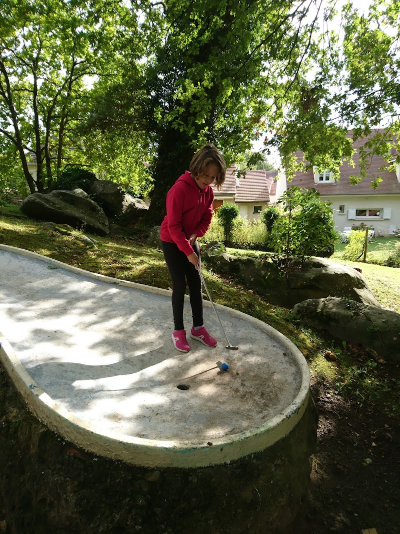 Mini-Golf de Saint-Rémy-lès-Chevreuse à Saint-Rémy-lès-Chevreuse - photo 3