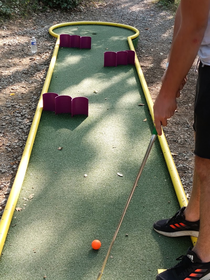 Mini golf à Grospierres - photo 4