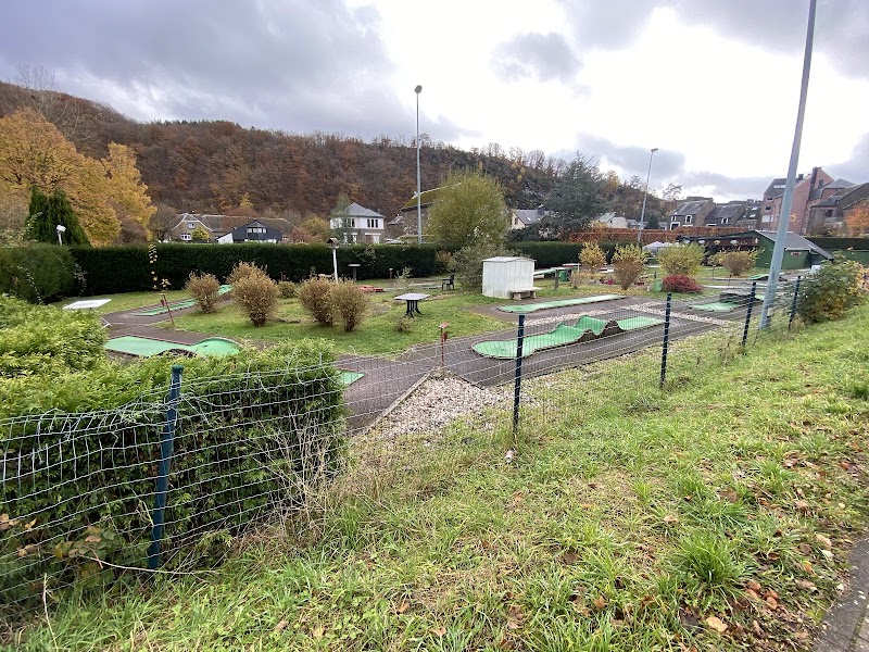 Mini Golf La Roche à La Roche-en-Ardenne - photo 4