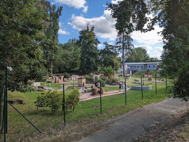 Mini-golf Mini Golf Le Bosquet de Léontine à Plaisance