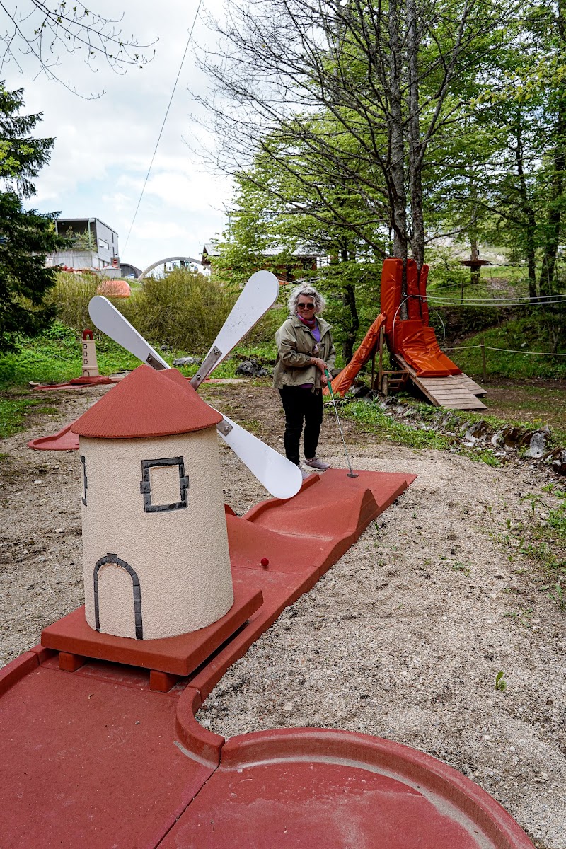 Mini-golf - Monts Jura à Mijoux - photo 4