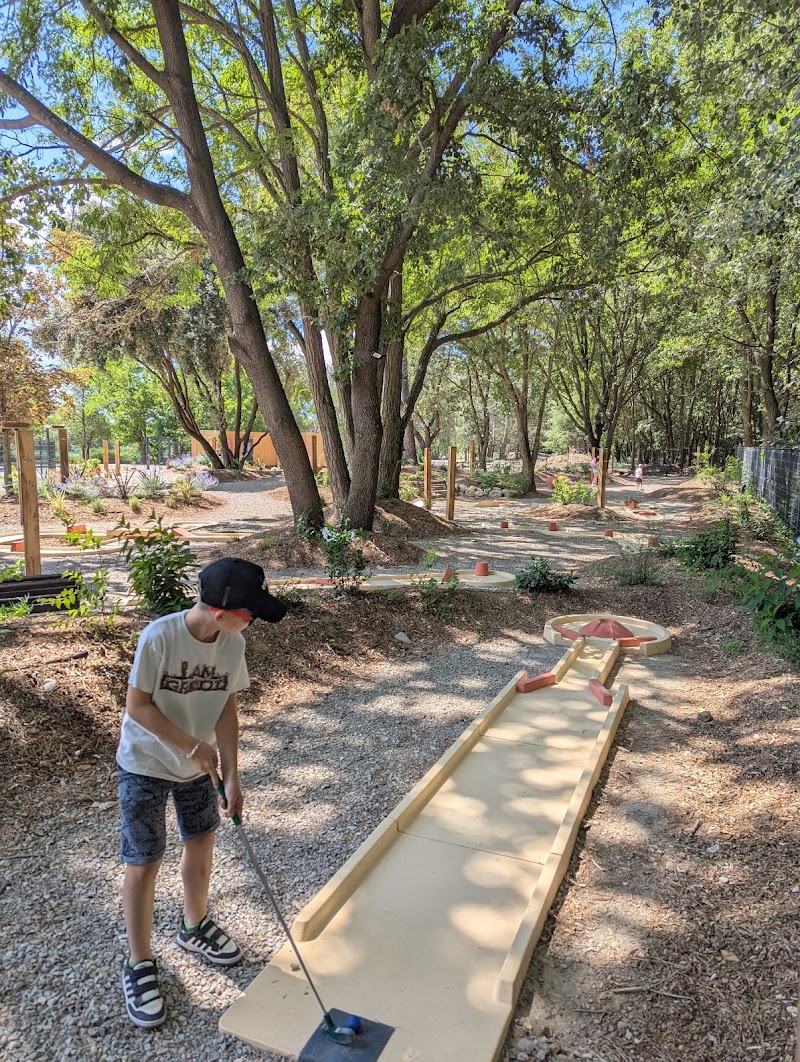 Mini-golf Mini Golf O'Vannades à Manosque