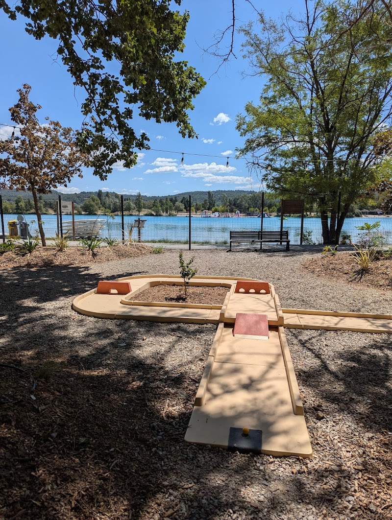 Mini Golf O'Vannades à Manosque - photo 2