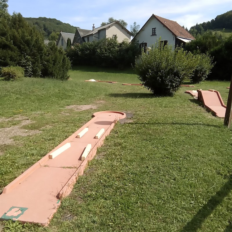 Mini golf à Saint-Martin-Valmeroux - photo 3