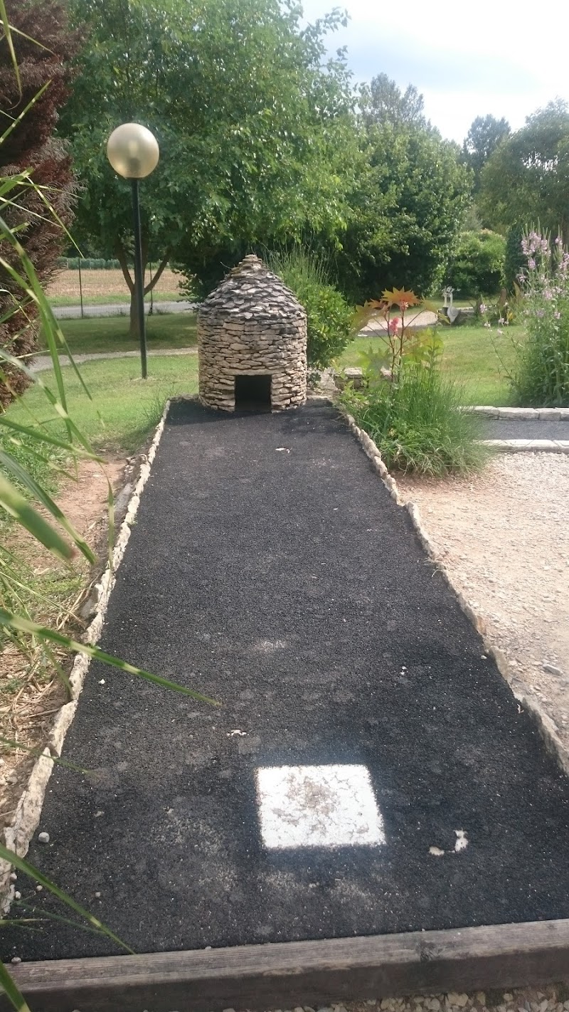Mini-Golf Saint Pierre Loisirs à Montignac-Lascaux - photo 2