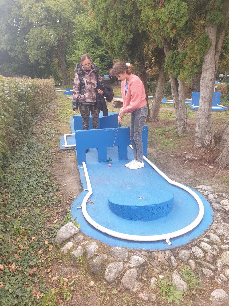 Mini-golf MINI-GOLF à Thaon-les-Vosges
