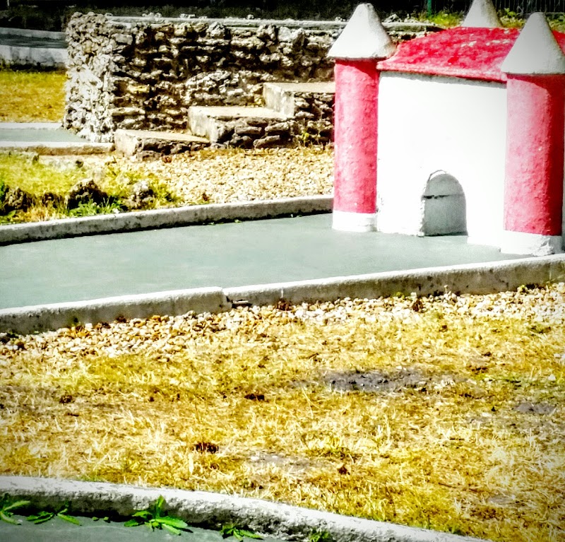 Minigolf à Les Bréviaires - photo 3