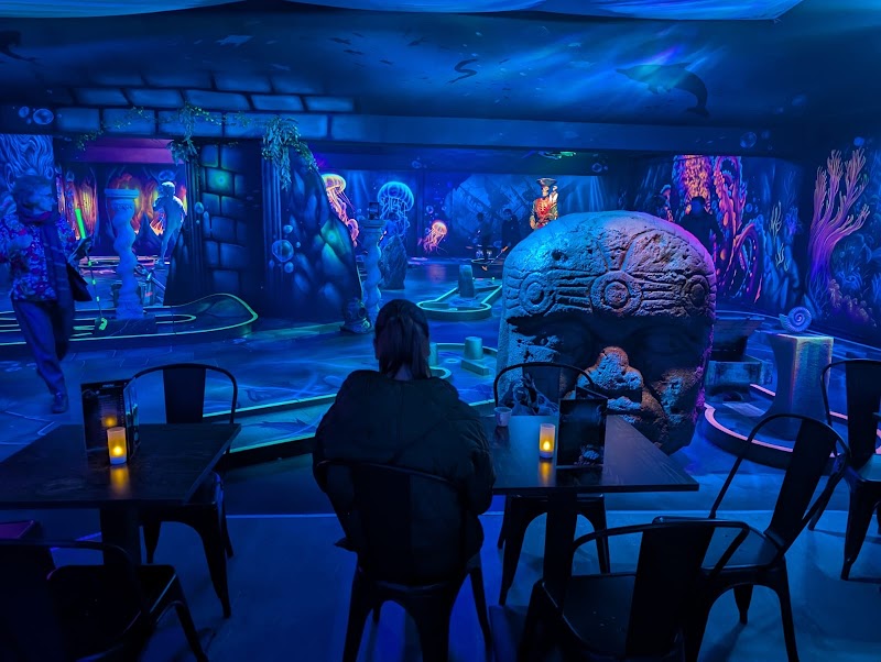 Ocean12 Mini Golf à Paris - photo 2