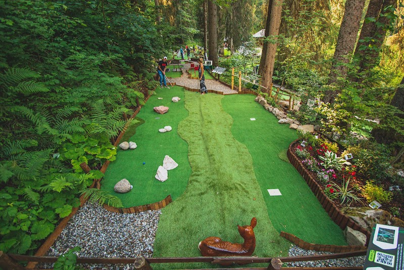 Mini-golf Parc Activity : MINI GOLF & LOISIRS - Lac de Montriond à Montriond