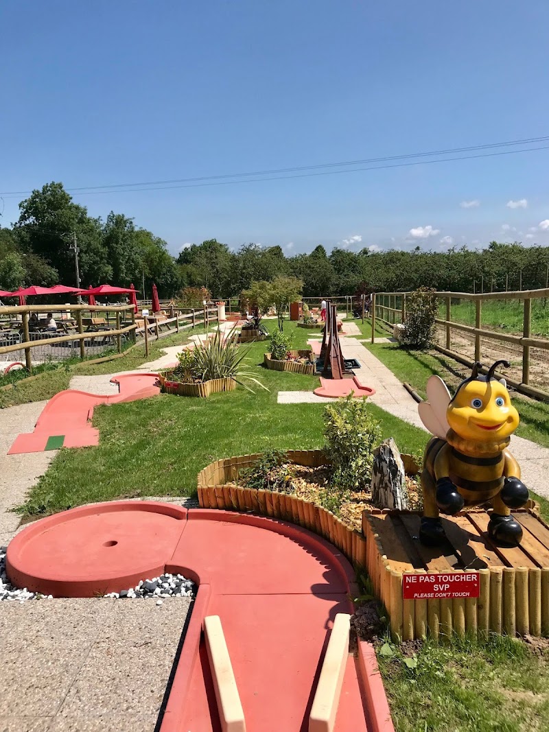 Verger de Roncheville/parc animalier Minigolf/rôtisserie du verger à Bavent - photo 4